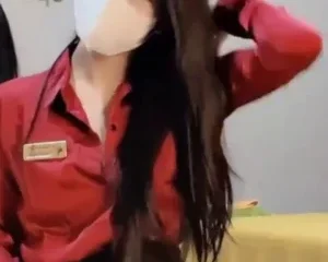 Full clip quay lén của các em nhân viên nhiệt tình tại jennie_spa