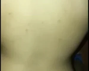 Móc với đóng gạch thoải mái nhưng đừng quay, em ngại :))