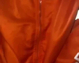 Nữ shipper giao đồ ăn và cái kết thành bữa tối của anh khách